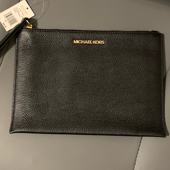 Michael Kors Handbags - NWT Black Michael Kors Clutch Wristlet